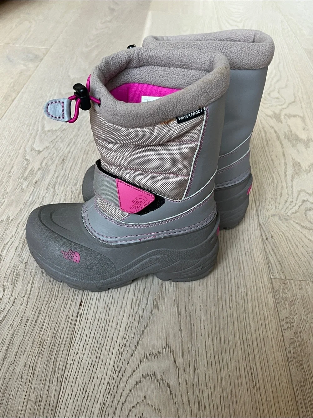 The North Face - Little Girls Winter Snow Boots - U.S. Size 11